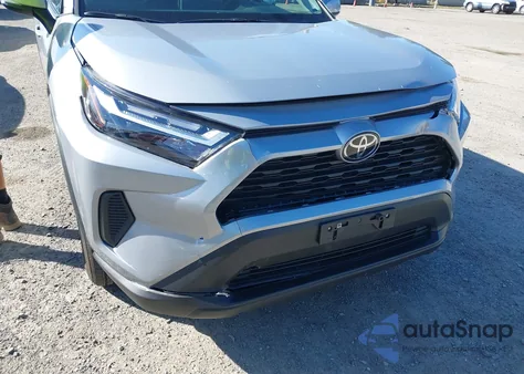 2025 Toyota Rav4 Xle z USA, uszkodzony, nr VIN 2T3P1RFV3SW541609